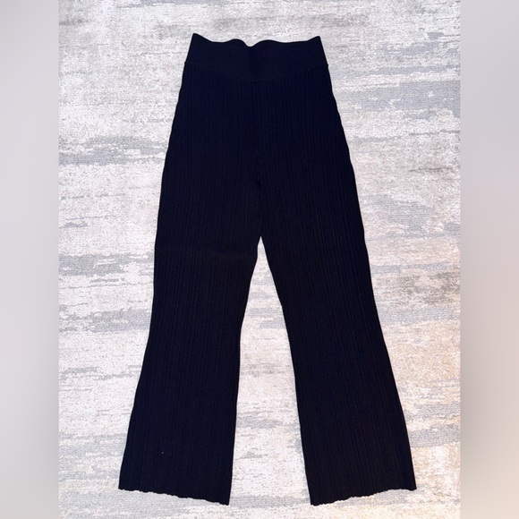 Veronica Beard Black Semma rib knit top and matching Massaro rib knit pant - Picture 4 of 8